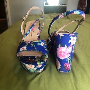 Hummingbird & floral Wedge strap heel